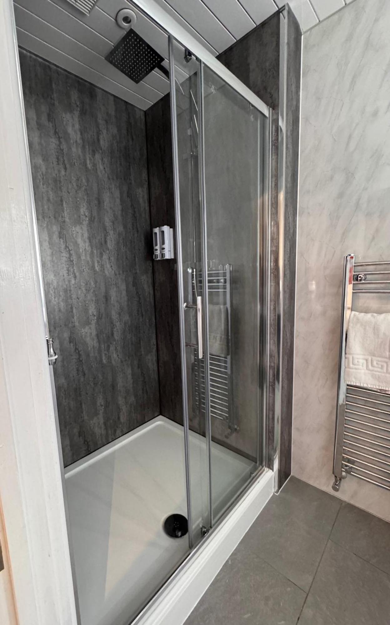Charnwood Regency Guest House Loughborough Bagian luar foto