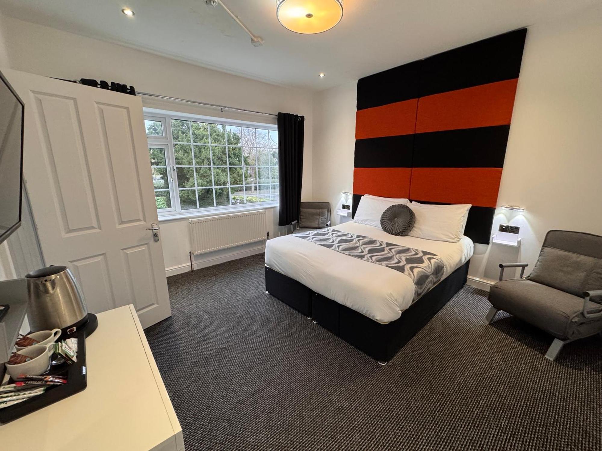 Charnwood Regency Guest House Loughborough Bagian luar foto